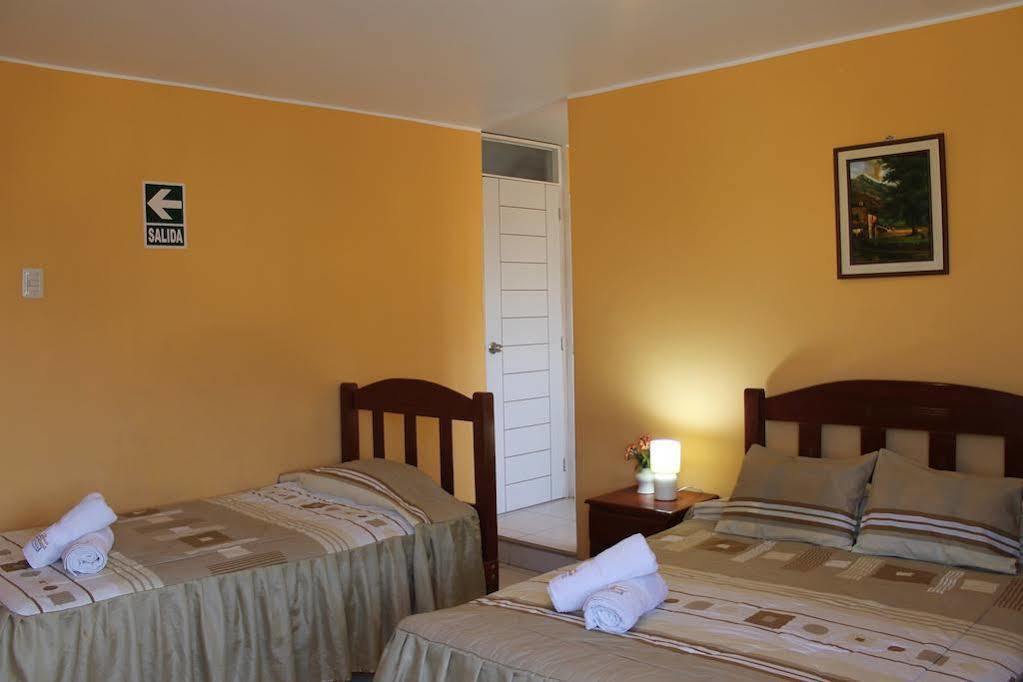 Hotel Y Restaurante Roma Ика Экстерьер фото