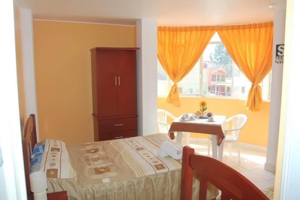 Hotel Y Restaurante Roma Ика Экстерьер фото